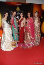Shonal Rawat, Aanchal Kumar at Amby Valley Bridal week with top designers in Sahara Star on 14th Sept 2010 (3).JPG