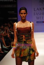 Model walks the ramp for Amalraj Sengupta Show at Lakme Winter fashion week day 2 on 18th Sept 2010 (3).JPG