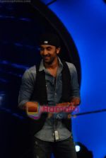 Ranbir Kapoor on the sets of India_s Got Talent  in Film City on 18th Sept 2010 (7).JPG