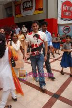 Arbaaz Khan at special screening of Dabangg for DEEDS NGO kids in Fun on 21st Sept 2010 (5).JPG