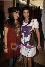 Mana Shetty at Araish - Save The Child exhibition in Blue Sea on 21st Sept 2010 (9).JPG