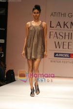 Model walks the ramp for Atithi Gupta Show at Lakme Winter fashion week day 5 on 21st Sept 2010 (28).JPG