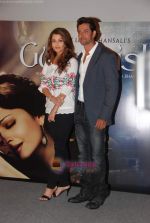 Hrithik Roshan, Aishwarya Rai Bachchan unveil the first look of the film Guzaarish in Cinemax on 22nd Sept 2010 (39).JPG