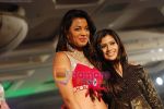 Mugdha Godse walks the ramp for Manali Jagtap Show at Indian Princess in J W Marriott on 25th Sept 2010 (16).JPG