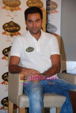 Abhay Deol at Signature golf press meet in Trident on 29th Sept 2010 (8)~0.JPG