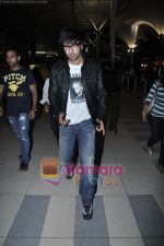 Ranbir Kapoor arrive from Bangalore Anjaana Anjaani Promotions in Airport, Mumbai on 29th Sept 2010 (6).JPG