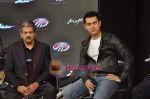 Aamir Khan at the launch of Mahindra_s new bikes Mojo and Stallion in Trident on 30th Sept 2010 (37).JPG