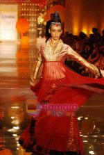 Model walks the ramp for Manish Malhotra Show on day 1 of HDIL on 6th Oct 2010 (62).JPG