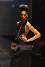 Model walks the ramp for Monisha Jaisingh Show on day 1 of HDIL on 6th Oct 2010 (18)~0.JPG