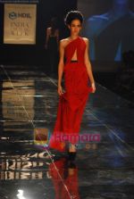 Model walks the ramp for Monisha Jaisingh Show on day 1 of HDIL on 6th Oct 2010 (22)~0.JPG