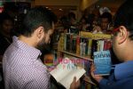 Saif Ali Khan launches Anuja Chauhan_s book Battle For Bittora in Crossword on 14th Oct 2010 (6).JPG