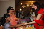 Sonakshi Sinha meets underprivileged childrens in Mayfair, Mumbai on 20th Oct 2010 (20).JPG