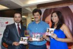 Udit Narayan at the launch of Mona Roy_s album in Time N Again on 25th Oct 2010 (5).JPG