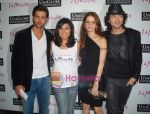 Hrithik Roshan, Suzanne Roshan at Namrata Gujral_s 1 A Minute film on breast cancer premiere in PVR on 27th Oct 2010 (2).JPG