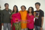 Kavita Krishnamurthy, Dr L Subramaniam, Bindu Subramaniam at a music video directed by Luke Kenny in Andheri on 29th Oct 2010 (2).JPG