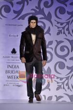 at Rocky S show for Amby Valley Indian Bridal Week on 29th Oct 2010 (21).JPG