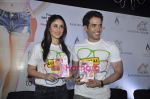 Kareena Kapoor and Tusshar Kapoor at a fitness book launch in Novotel on 30th Oct 2010 (33).JPG