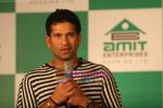 Sachin Tendulkar the new brand ambassador of Amit Enterprises in Garnd Haytt on 30th Oct 2010 (10).JPG