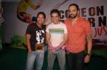 Shreyas Talpade, Tusshar Kapoor, Rohit Shetty promote Golmaal 3 in Inorbit Mall on 31st Oct 2010 (21).JPG