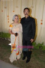Suresh Oberoi at Vivek and Priyanka Oberoi_s wedding reception in ITC Grand Maratha, Mumbai on 31st Oct 2010 (2).JPG