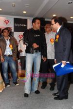 Salman Khan at Being Human Marrow Donor press meet in Taj Land_s End on 13th Nov 2010 (39).JPG