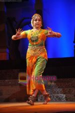 Hema Malini perform together in Ravindra Natya Mandir on 20th Nov 2010 (12).JPG