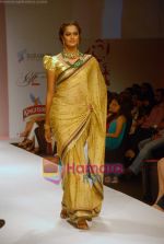 Model walk the ramp for Agarwalla & Vijay Golecha Show at The ABIL Pune Fashion Week Day 2 on 19th Nov 2010 (18).JPG