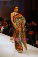 Model walk the ramp for Agarwalla & Vijay Golecha Show at The ABIL Pune Fashion Week Day 2 on 19th Nov 2010 (26).JPG
