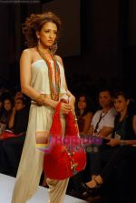 Model walk the ramp for Agarwalla & Vijay Golecha Show at The ABIL Pune Fashion Week Day 2 on 19th Nov 2010 (38)~0.JPG