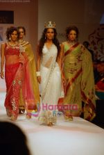 Model walk the ramp for Agarwalla & Vijay Golecha Show at The ABIL Pune Fashion Week Day 2 on 19th Nov 2010 (85).JPG