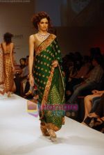 Model walk the ramp for Agarwalla & Vijay Golecha Show at The ABIL Pune Fashion Week Day 2 on 19th Nov 2010 (9).JPG