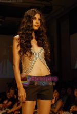 Model walk the ramp for Nandita Mahtani Show at The ABIL Pune Fashion Week Day 3 on 20th Nov 2010 (38).JPG