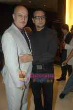 Anupam Kher, Gulshan Grover at Sula-Cointreau launch event in Novotel on 25th Nov 2010 (5).JPG
