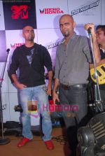 Raghuram at MTV Roadies promotional event in Enigma on 25th Nov 2010 (3).JPG