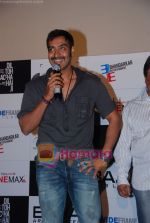 Ajay Devgan at Dil Toh Baccha Hai Ji first look launch in Cinemax, Mumbai on 27th Nov 2010 (5).JPG