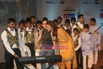 Aishwarya Rai Bachchan at Dr Batra_s Positive Health Awards in NCPA, Mumbai on 30th Nov 2010 (5).JPG