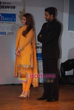 Aishwarya Rai Bachchan, Abhishek Bachchan at Dr Batra_s Positive Health Awards in NCPA, Mumbai on 30th Nov 2010 (39).JPG