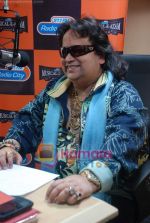 Bappi Lahiri at Radio City Musical-e-azam in Bandra on 2nd Dec 2010 (21).JPG