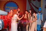 Anushka Sharma, Ranveer Singh, Raageshwari at the Wedding to promote Band Baaja aur Baarat in Taj Land_s End on 4th Dec 2010 (2).JPG