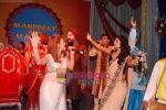 Anushka Sharma, Ranveer Singh, Raageshwari at the Wedding to promote Band Baaja aur Baarat in Taj Land_s End on 4th Dec 2010 (4).JPG