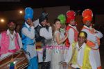 Raageshwari at the Wedding to promote Band Baaja aur Baarat in Taj Land_s End on 4th Dec 2010 (11).JPG