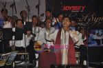 Jagjit Singh announce Odyssey Ghazal Symphony in Sahara Star, Mumbai on 7th Dec 2010 (5).JPG