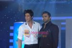 Shahrukh Khan at the launch of fat burner XXX energy drink in Grand Hyatt on 23rd Dec 2010  (81).JPG