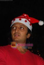 Ritesh Deshmukh spend christmas with children of St Catherines in Andheri on 25th Dec 2010 (34).JPG