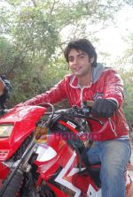 TV stars Shravan and Ranbir ( Karan Wahi) bike race in Filmcity, Mumbai on 28th Dec 2010 (6).JPG