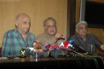 Mukesh Bhatt at Producers Guild meet in Sun N Sand, Mumbai on 28th Dec 2010 (5).JPG