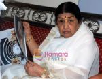 Lata Mangeshkar at Lata Mangeshkar_s calendar launch at her home on 31st Dec 2010 (19).JPG