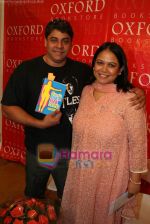 Cyrus Broacha at the book launch Can_t Die for Size Zero by Vrushali Talan in Oxford, Churchgate on 7th Jan 2011 (13).JPG