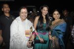 Vidya Balan at 6th Apsara Film and Television Producers Guild Awards in BKC, Mumbai on 11th Jan 2011 (98).JPG