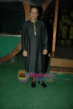 Anup Jalota at Tere Mere Phere film launch in Dockyard on 12th Jan 2011 (13).JPG